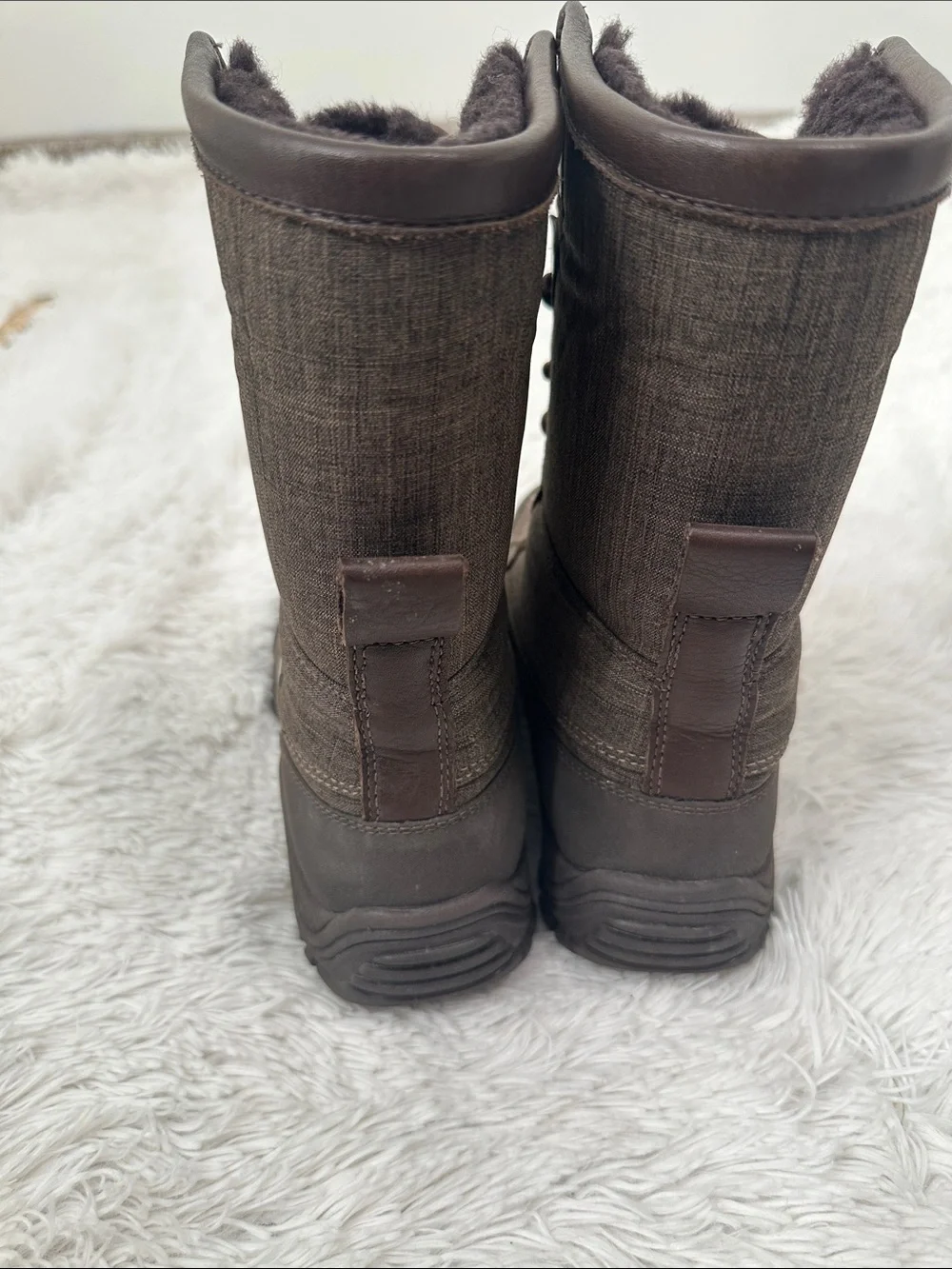 🦊 Ugg Adirondack Waterproof Winter Boots